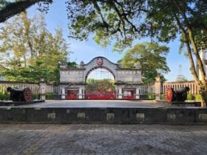 Destinasi Legendaris Kota Solo, Taman Sriwedari Surakarta Suguhkan Wisata Edukatif Sampai Kuliner