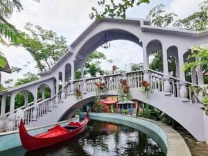Dusun Semilir Wisata Instagramable di Semarang