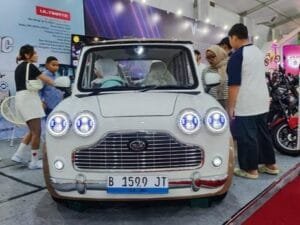 Termurah di GIIAS 2024, Mobil Listrik Mojo Harga Rp 160 Jutaan