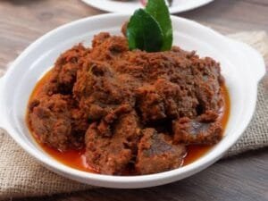 Kekayaan Rasa dari Pulau Emas, Berikut Kuliner Khas dari Sumatera Jangan Bilang Hobi Kuliner Kalau Makanan Khas Indonesia Ini Belum Kamu Coba