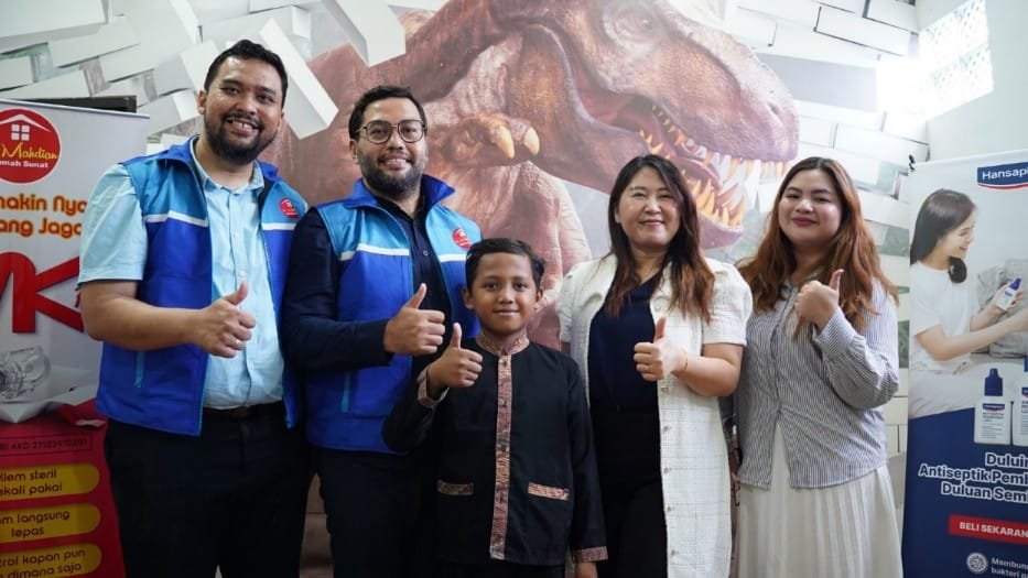 Hansaplast Indonesia Mengadakan SUNAT MASSAL Untuk 100 Anak Indonesia Sebagai Wujud Kepedulian Sosial Mengenai Pentingnya Edukasi Perawatan Luka