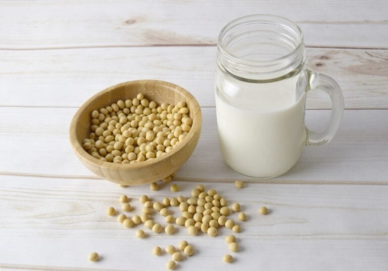 Bukan Hanya Nikmat, Ini Manfaat Susu Kedelai Untuk Diet Sehat