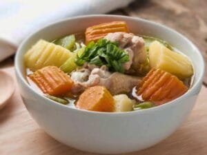 Resep Sop Ayam Sederhana Rumahan: Mudah, Enak Dan Menyehatkan