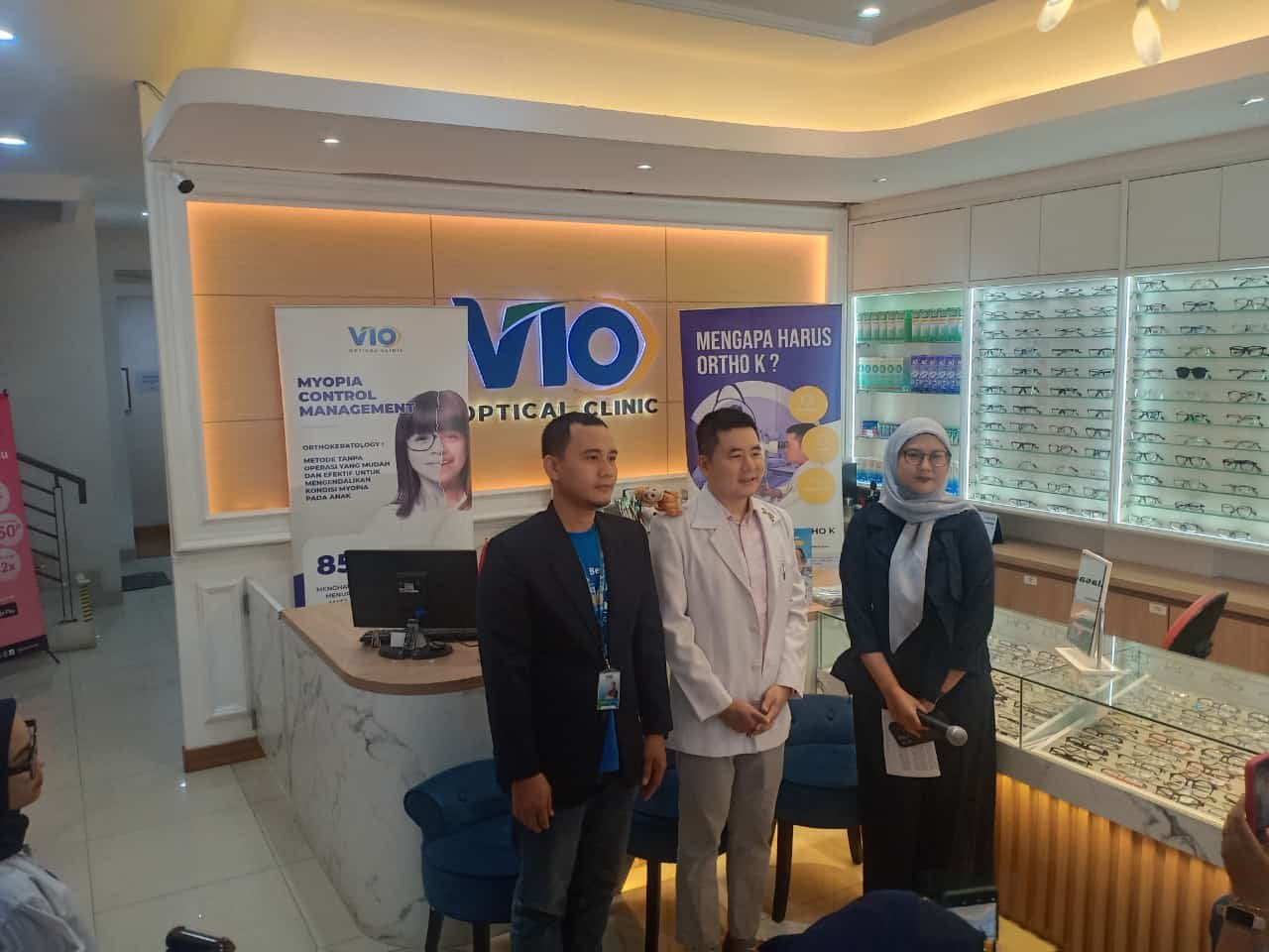 58% Anak Sekolah di Bandung Mengalami Mata Minus Tinggi! VIO Optical Clinic menggelar “PERMADANI”: Periksa Mata dari Dini untuk Mencegah Mata Minus pada Anak