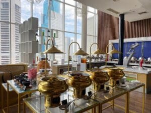 Skyloft All Seasons Jakarta Berkomitmen Mengurangi Limbah Makanan Dengan Mengolah Kulit Buah Menjadi Sajian Lezat di Paket Business Lunch