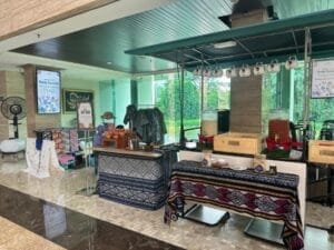 Peringati Hari Batik Nasional Aston Bogor Ajak Tamu Membatik Bersama Batik Bogor Tradisiku