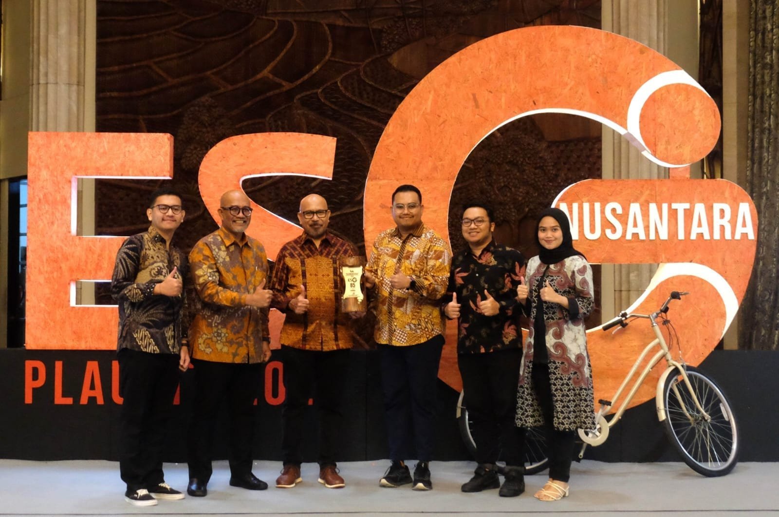 FIFGROUP Raih Penghargaan GOLD Rating ESG NUSANTARA 2024: Wujud Komitmen pada Keberlanjutan