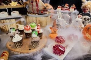 HARRIS Hotel & Conventions Kelapa Gading Luncurkan Spooktacular Halloween Dinner dengan Tema Agak Laen dan Pengalaman Rumah Hantu yang Berbeda