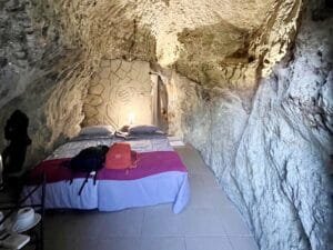 Bagai Mesin Waktu, Paleo Stone Age Fantasy Ajak Kita Kembali ke Jaman Batu