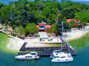 Menikmati Keindahan dan Belajar Sejarah di Pulau Bidadari