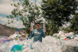 Plastic Bank Berhasil Mengumpulkan Setara Tujuh Milyar Botol Plastik, Tapi Masih Banyak Yang Harus Dikerjakan