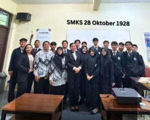 Berbagi Pengetahuan – Kegiatan Sosial Peduli Pendidikan Oleh Manajeman Fraser Residence Sudirman, Jakarta