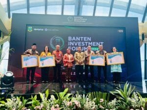 PT Serang Jaya Properti Menerima Penghargaan Sebagai Pionir Kemitraan Usaha Besar dengan UMKM di Provinsi Banten