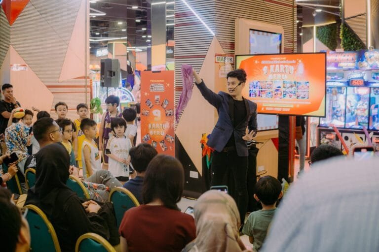 Timezone Ajak Pengunjung Ikut ‘Throwback’ Seru, Rilis 9 Kartu Koleksi Merayakan 30 Tahun Bikin Seru Indonesia
