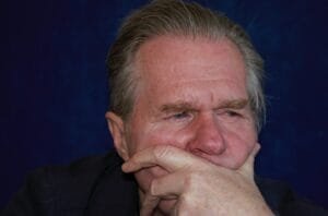 Waspada Dampak Buruk Overthinking