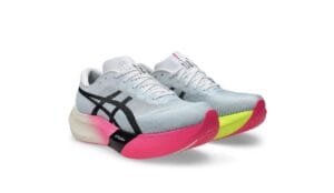 ASICS Indonesia Dukung Atlet Lari Robi Syianturi Pecahkan Rekor Nasional Marathon di Valencia Spanyol 2024