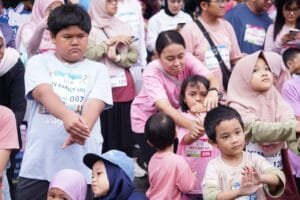 Dukung Ibu Jaga Kesehatan Keluarga, American Standard Ajak keluarga Ciptakan Pengalaman Menyenangkan di JFWalk 2024 3