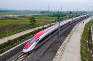 Whoosh Gratiskan Tiket Anak Balita, Yuk Ajak Si Kecil Liburan!