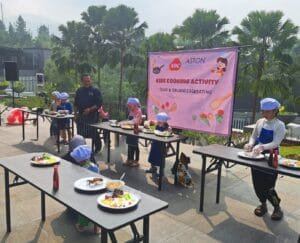 Hias Nasi Goreng dengan Ceria di Aston Sentul Bersama ABC Group