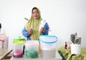 PNM Dampingi Ratusan Nasabah PNM Mekaar Daftar Izin Edar BPOM