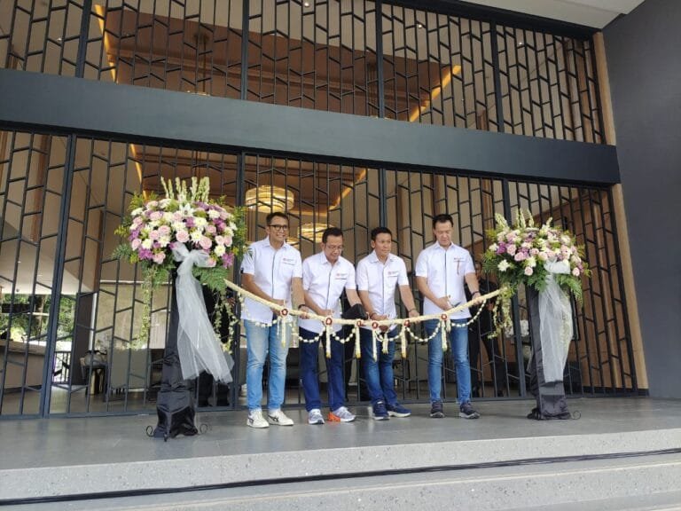 Paramount Petals Ggelar Groundbreaking ‘Pasar Modern’ dan Opening Ceremony ‘Community Club’