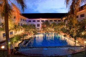 Rayakan New Year Festive 2025 di Aston Tanjungpinang Hotel & Conference Center