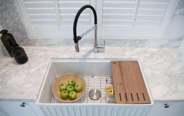 Tips Memilih Material Kitchen Sink CGS yang Mudah Dibersihkan dan Minim Perawatan