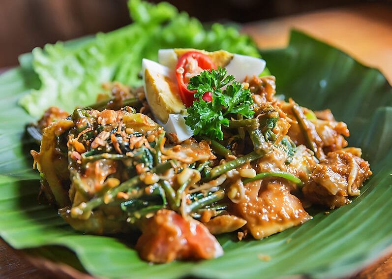 Asal-Usul Gado-Gado: Makanan Khas Indonesia yang Mendunia