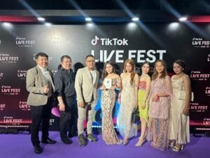 Acropolis Agensi Menang Award Lagi, Hadiah Anniversary ketiga