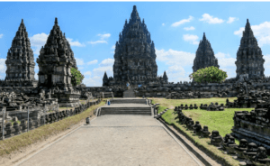 Candi Roro Jonggrang, Legenda dan Keindahan Arkeologi di Yogyakarta