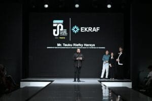 Garis Poetih Raya Festival 2025 Resmi di Buka, Dukung Desainer Indonesia Go Internasional