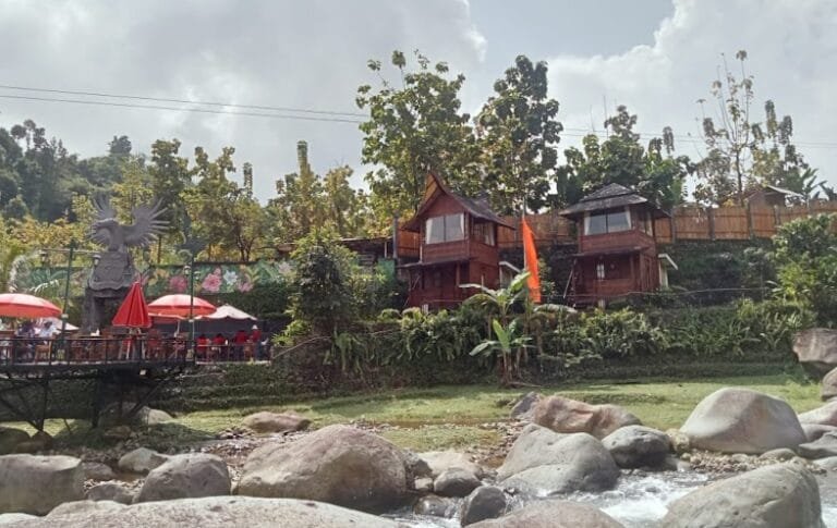 Tempat Liburan Paket Komplit di Bogor, Pendopo Ciherang Suguhkan Pengalaman Seru Keluarga