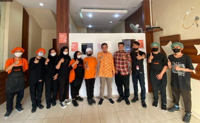 Sertifikasi Halal untuk Operator Cloud Kitchen: Komitmen Industri dalam Memenuhi Kebutuhan Konsumen Muslim