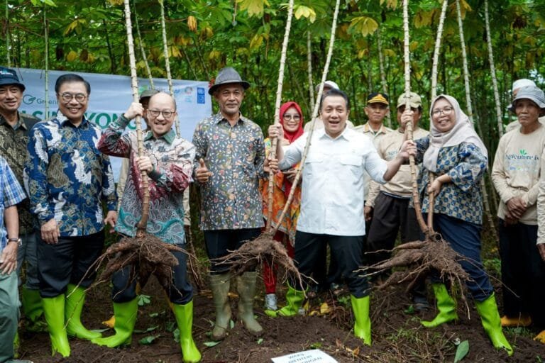 Singkong Cikarawang Hasilkan Bioplastik, Produknya Sampai ke Jepang