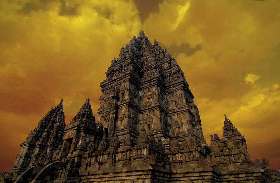 Wisata Prambanan, Keindahan Peninggalan Candi Hindu yang Megah