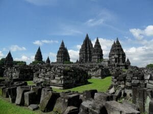 Wisata Prambanan, Keindahan Peninggalan Candi Hindu yang Megah