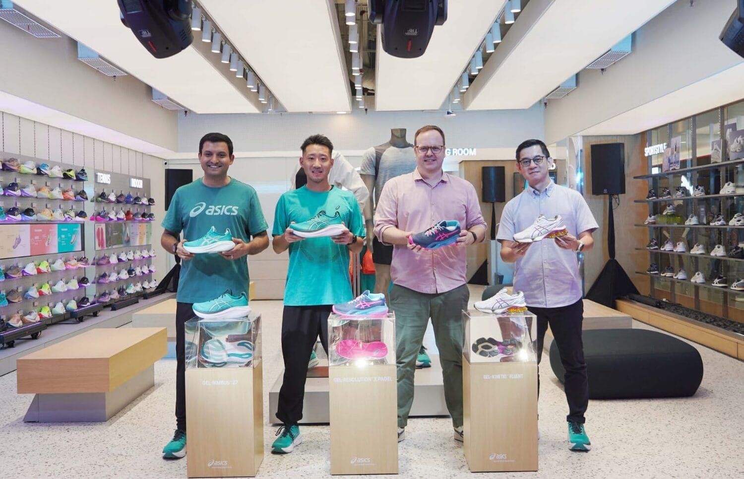 ASICS Re-Opening store 4.0 Senayan City Hadr Dengan Konsep Lebih Modern, Inovatif dan Koleksi Lengkap