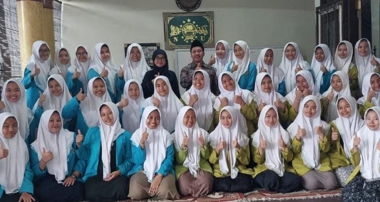 Kemenag Buka Beasiswa S1 bagi Santri Penghafal 10 Juz Al-Qur’an