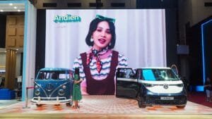 Cerita Perjalanan Volkswagen di IIMS 2025: Dari Peluncuran The All-Electric ID.Buzz Long Wheelbase; Kolaborasi dengan Andien, Laleilmanino, dan lsha Hening; hingga Raih Dua Penghargaan