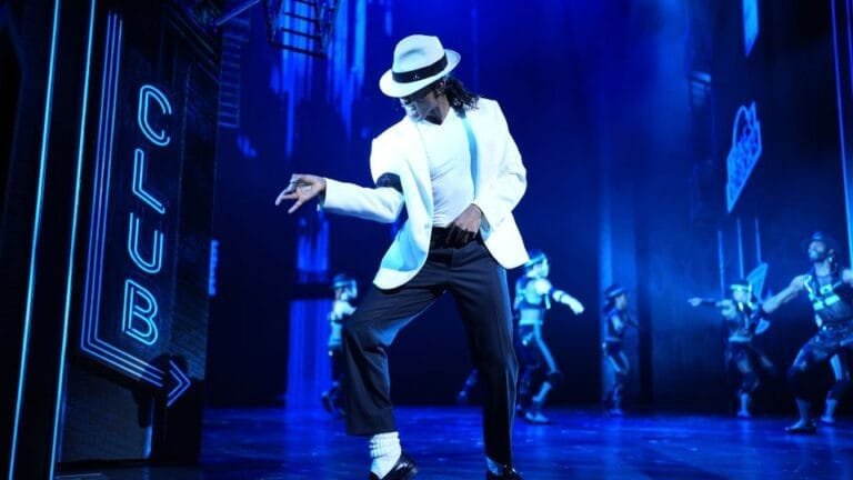 Michael Jackson: Raja Pop yang Abadi dalam Hati