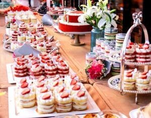 7 Rekomendasi Tempat Berburu Takjil Terbaik di Jakarta untuk Buka Puasa yang Seru