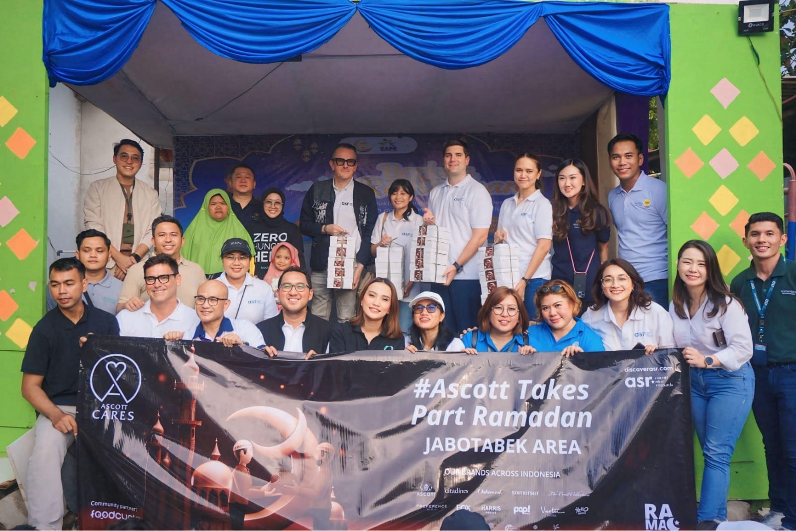 Ascott Regional Jakarta, Bogor, Tangerang & Bekasi (Jabotabek) Berbagi Lebih Dari 2000 Kotak Makanan Kepada Masyarakat yang Membutuhkan di Enam Lokasi