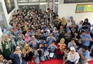 Menginspirasi dan Mengedukasi: Momen Tak Terlupakan di Biruku Indonesia Bersama Yayasan Karya Muda Duta Pendidikan Jawa Barat