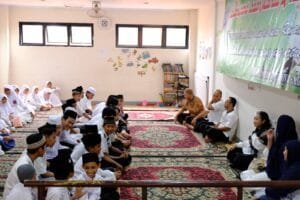 Berbagi berkah Bulan Suci Ramadan, Fraser Residence Sudirman Jakarta Melaksanakan Kegiatan Berbuka Puasa Bersama di Panti Asuhan Aisyiyah
