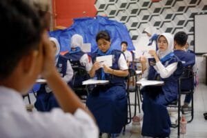 Program Glasses of Hope dari HOYA Ungkap Tingginya Angka Miopia pada Anak Sekolah