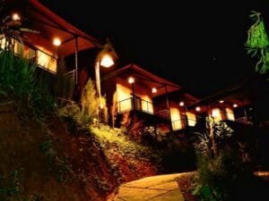 Sensasi Liburan Ala Ubud di Tengah Sawah Bogor di Pakarangan Glamping