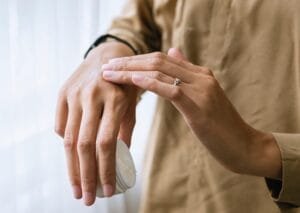 Mengatasi Gatal pada Kulit Secara Alami: Jenis dan Solusinya