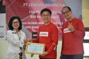 Lenovo Indonesia Tegaskan Komitmen Sosial dengan Donasikan Laptop dan Sembako untuk Sekolah dan Panti Asuhan di Wilayah Jadetabek