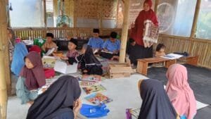 Pesantren Gaul di Kampung Pasirangin Bogor, Pembelajaran Kreatif untuk Generasi Muda