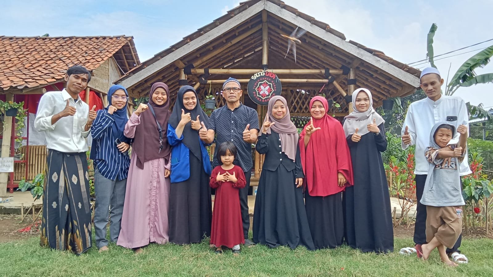 Pesantren Gaul di Kampung Pasirangin Bogor, Pembelajaran Kreatif untuk Generasi Muda